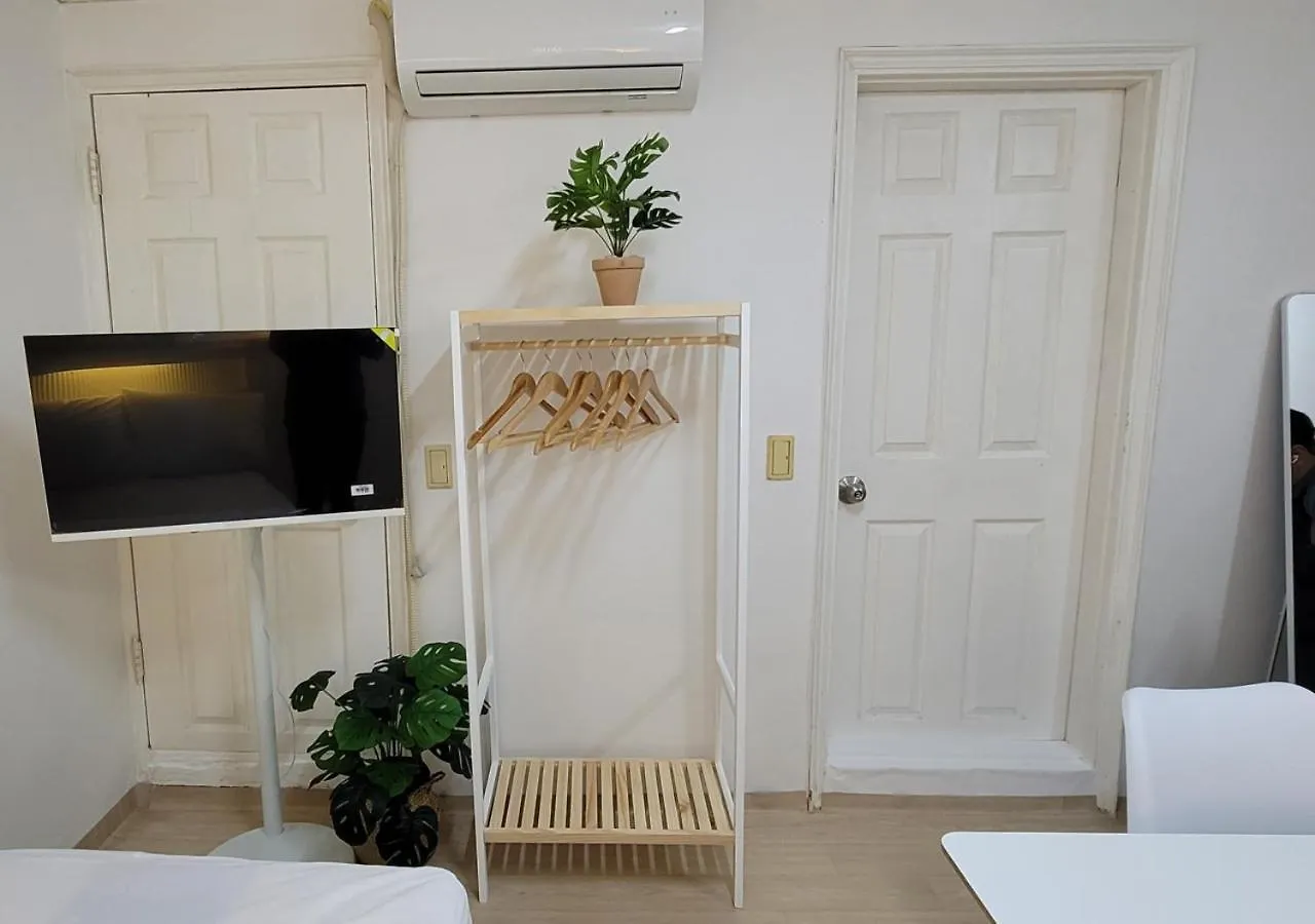 Daechi Sky Gangnam Apartment Seoul